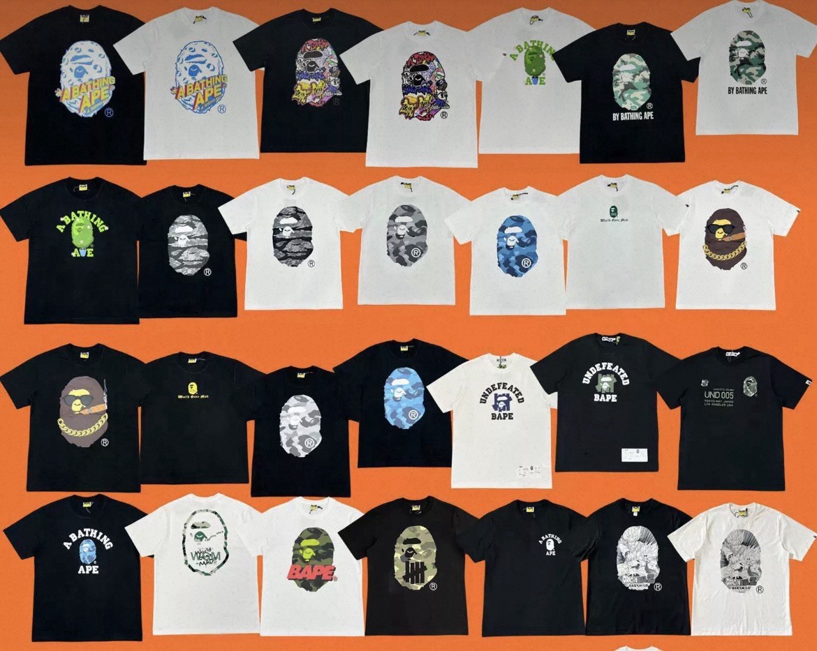 A Bathing Ape BAPE Baby Milo Logo Graphic Print Crew Neck Tee Cotton Regular