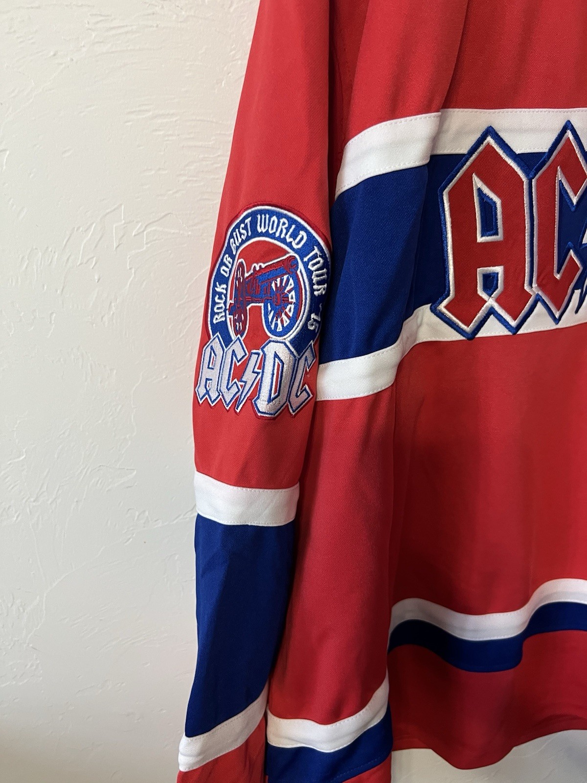 AC/DC Rock Or Bust World Tour Jersey XXL 2015 Liquid Blue Montreal Canadiens COA