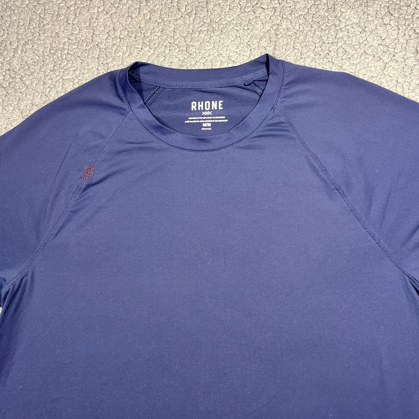 Rhone Reign Shirt Mens Medium Blue Long Sleeve Performance Training