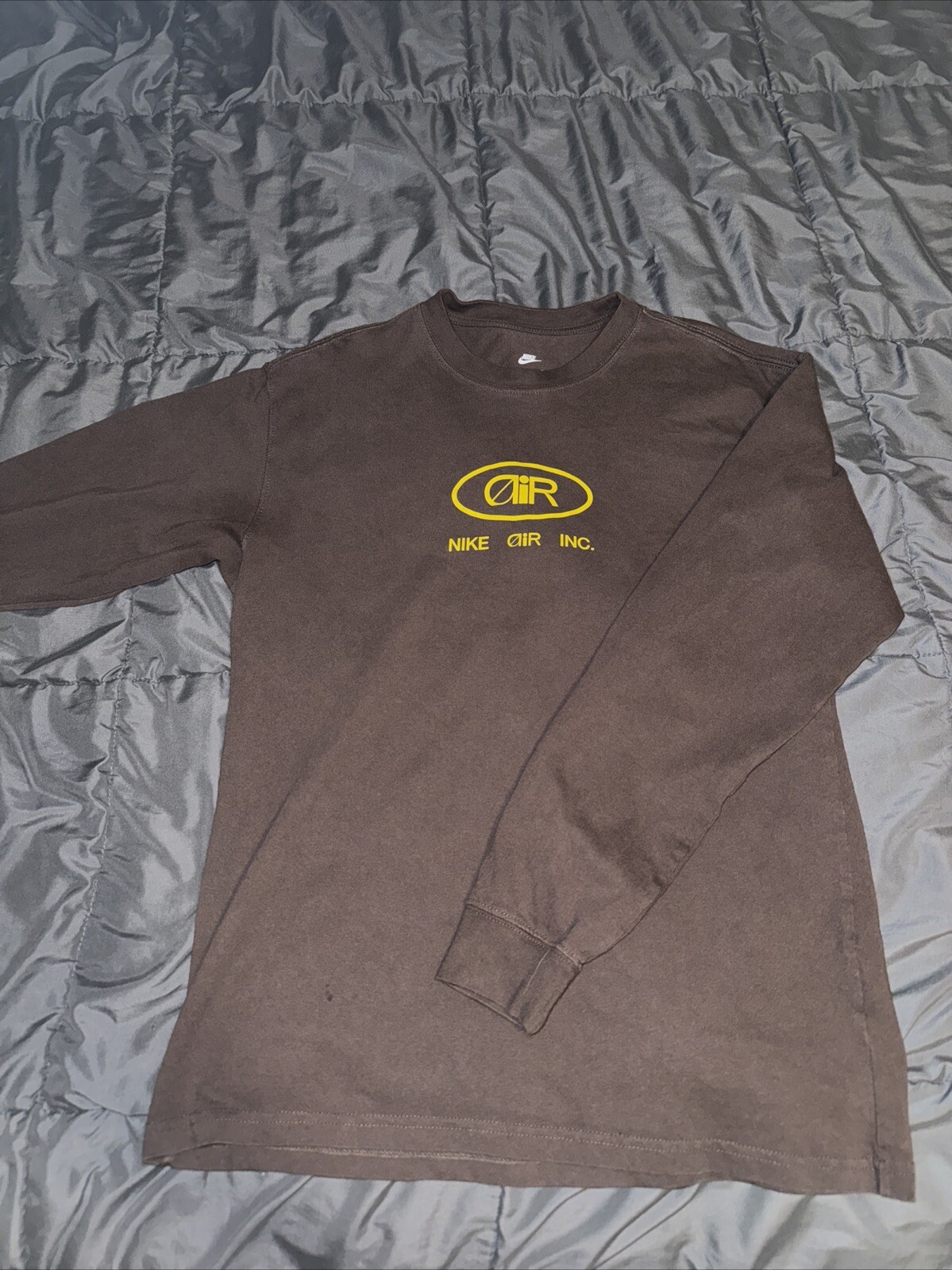Nike Air Inc Long Sleeve Graphic Tee Brown 100% Cotton Mens Size Small