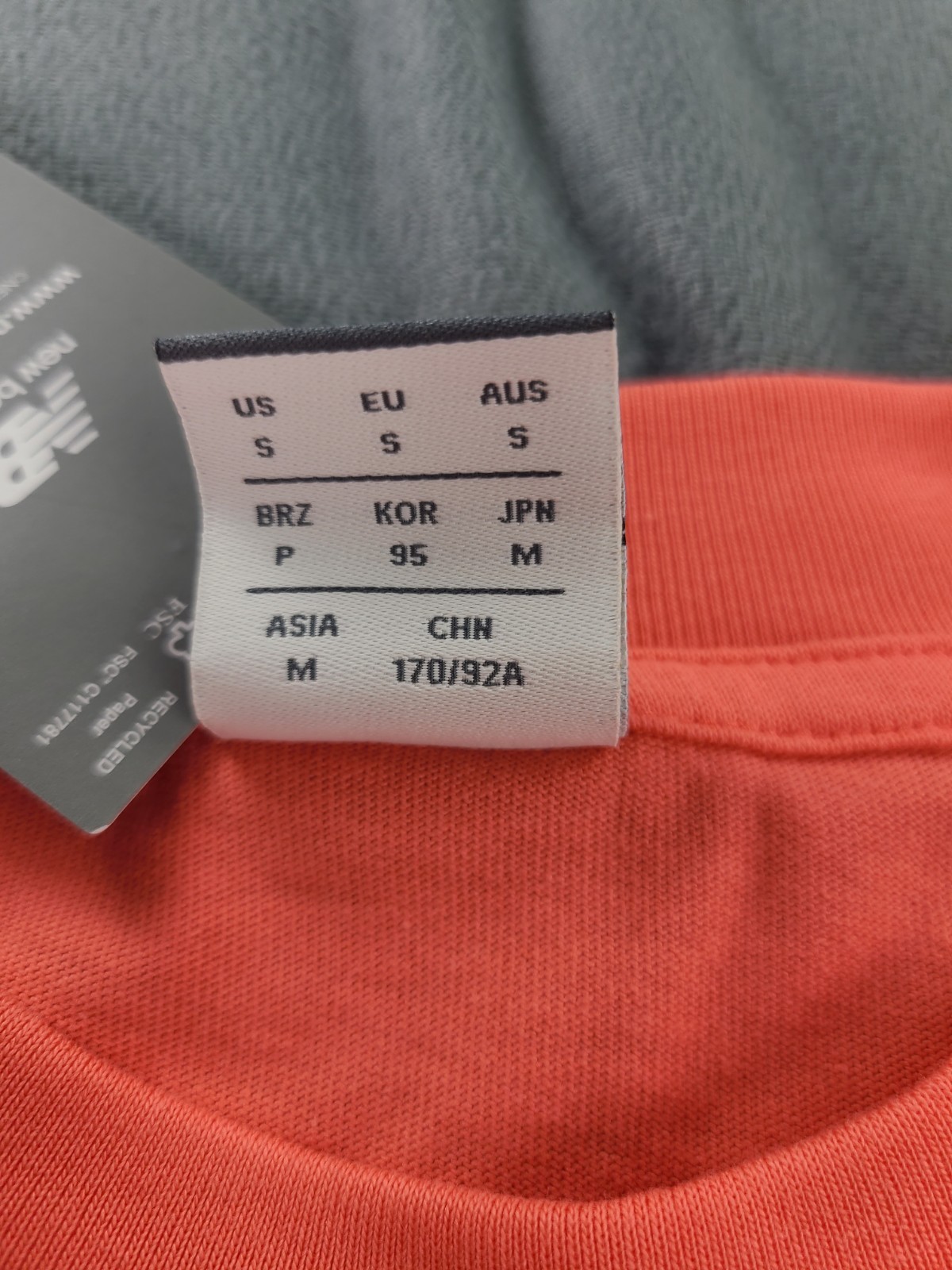 New Balance Timeless Classic T-Shirt Mens Small Red Coral 100% Cotton NWT