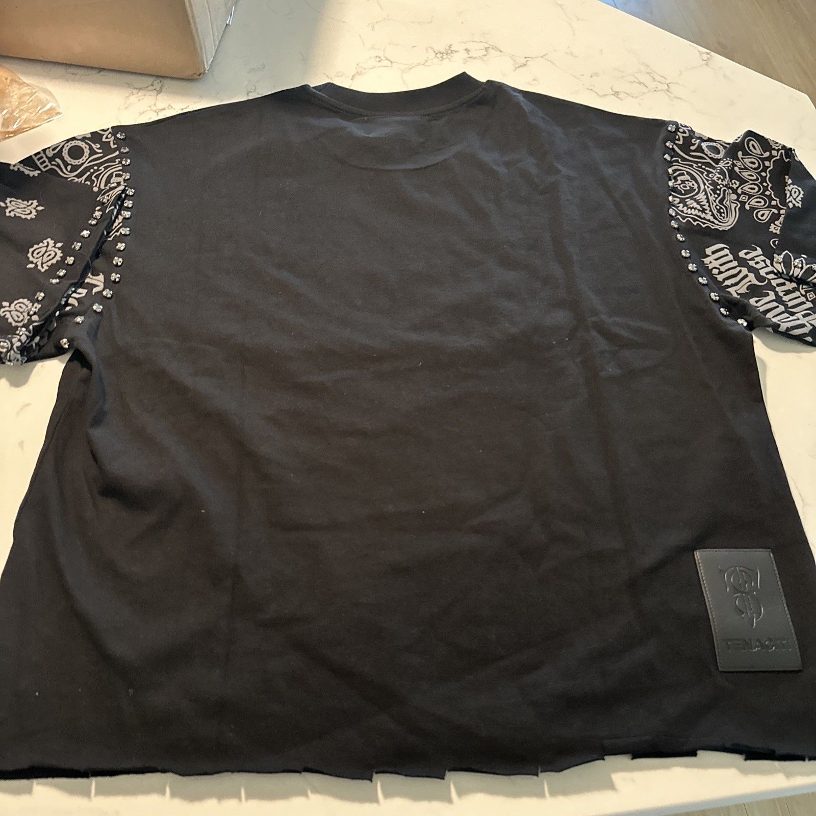Tenaciti Men’s Streetwear T-Shirt Size XL