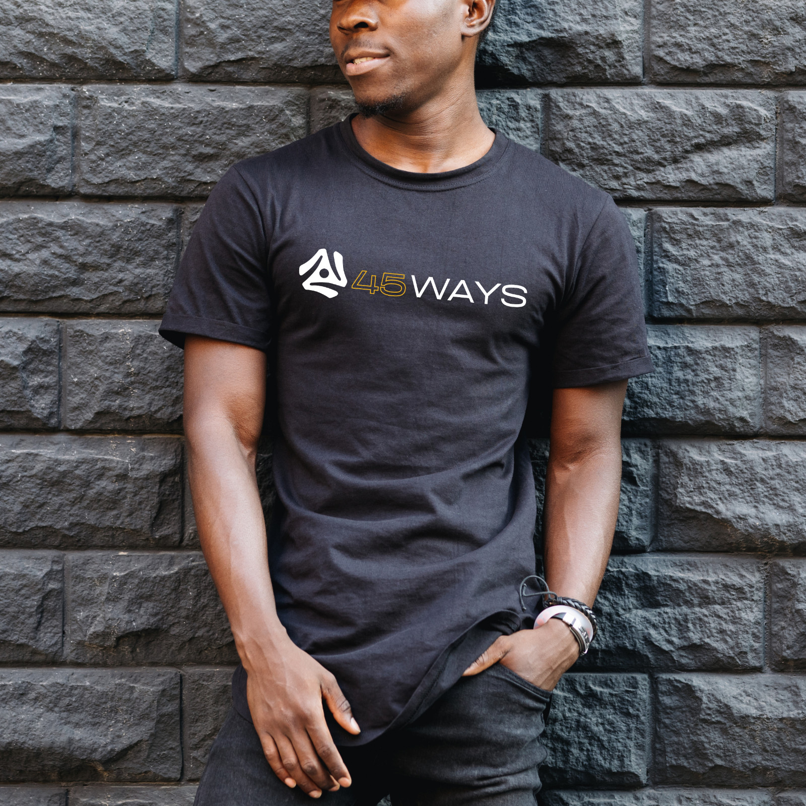 “45 WAYS” 45 adapter RPM T-Shirt – Soft Modern Fit DJ Music Tee S-2XL Technics