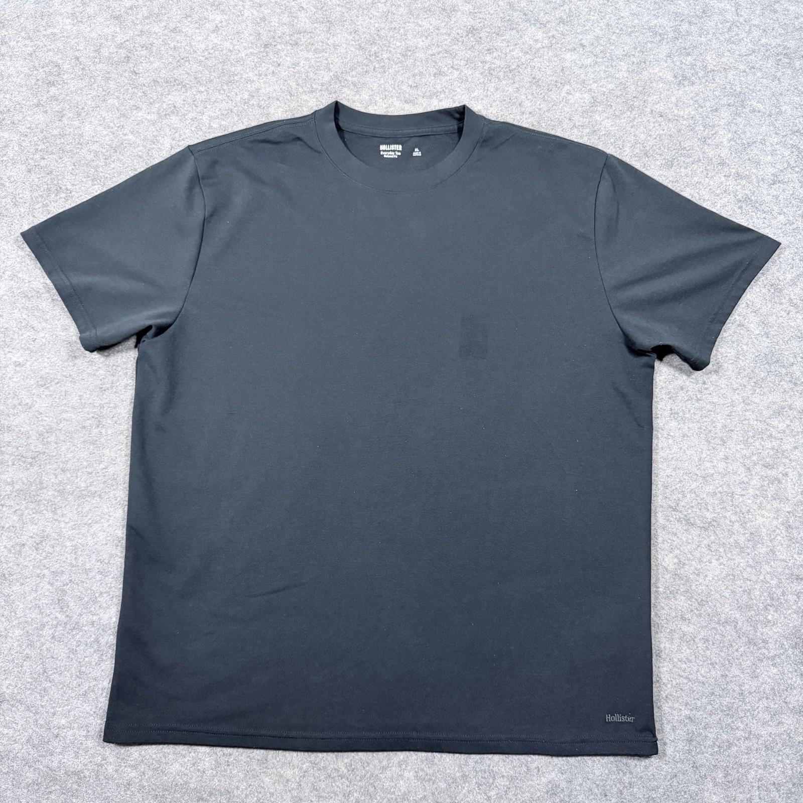 Hollister Everyday Tee Relaxed Fit Crew Neck T-Shirt Fits Men’s Size XL Black
