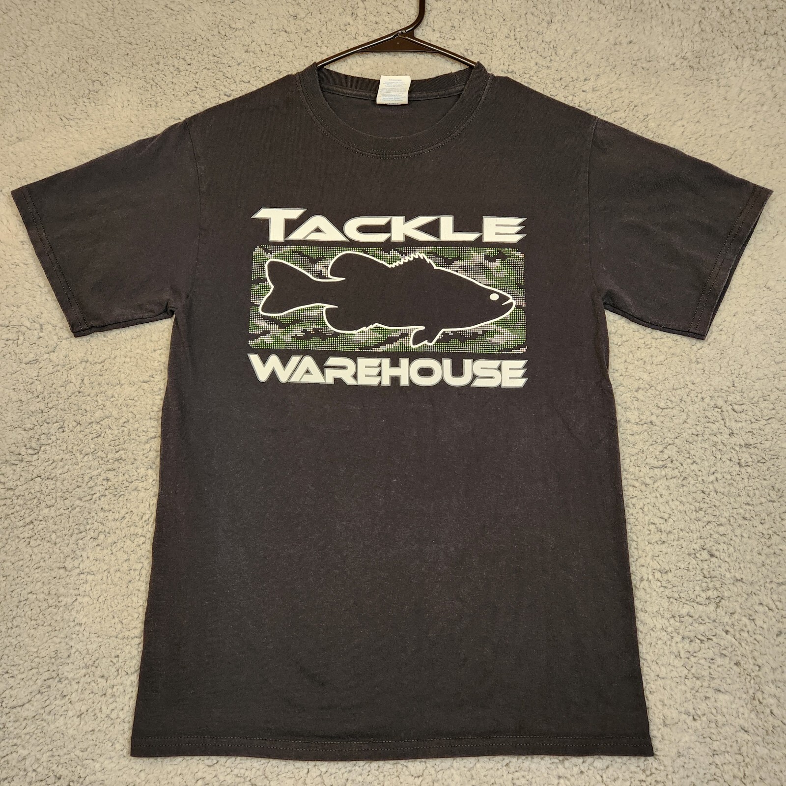 Tackle Warehouse Size S Black Short Sleeve Cotton T Shirt Graphic Fish