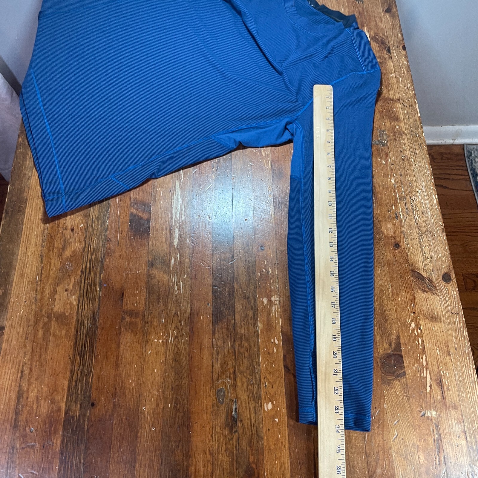 Lululemon Shirt Mens XL Blue Striped Tee Casual Workout Gym Athleisure Stretch