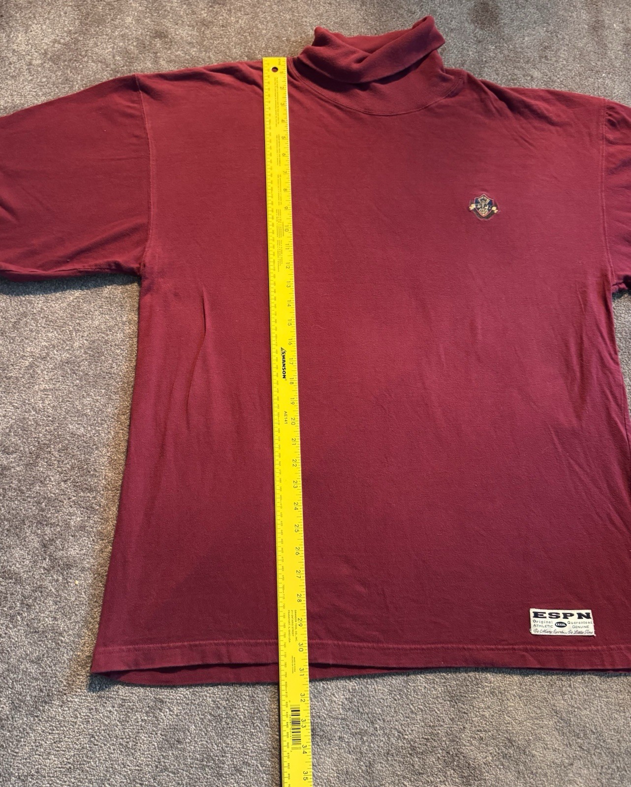 VTG ESPN The Store Turtleneck Sz L Red Sports TV Embroidered 90s