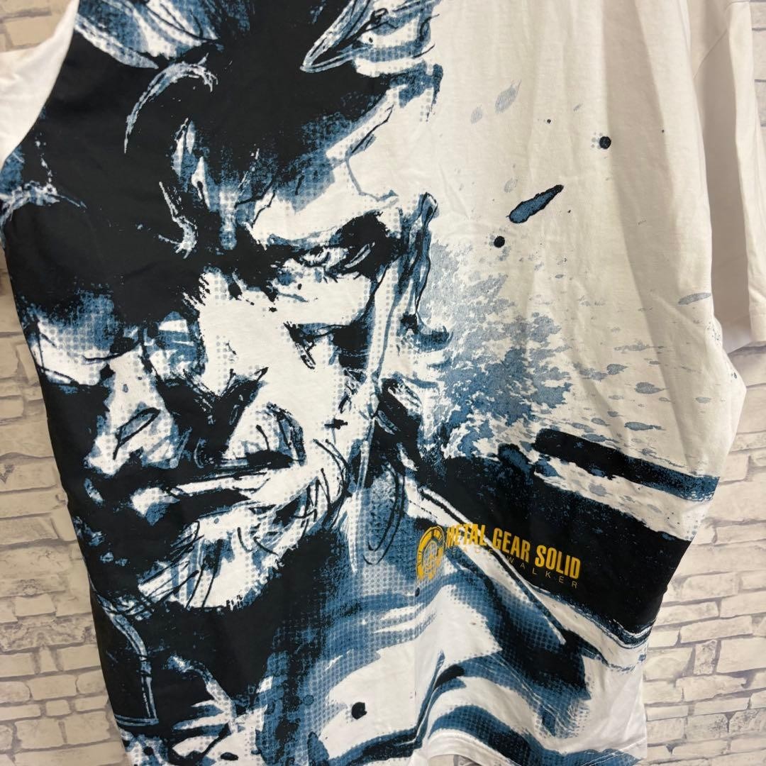 USEDUNIQLO UT METALGEAR SOLID collaboration T-shirt, size　L　Model Number 072340