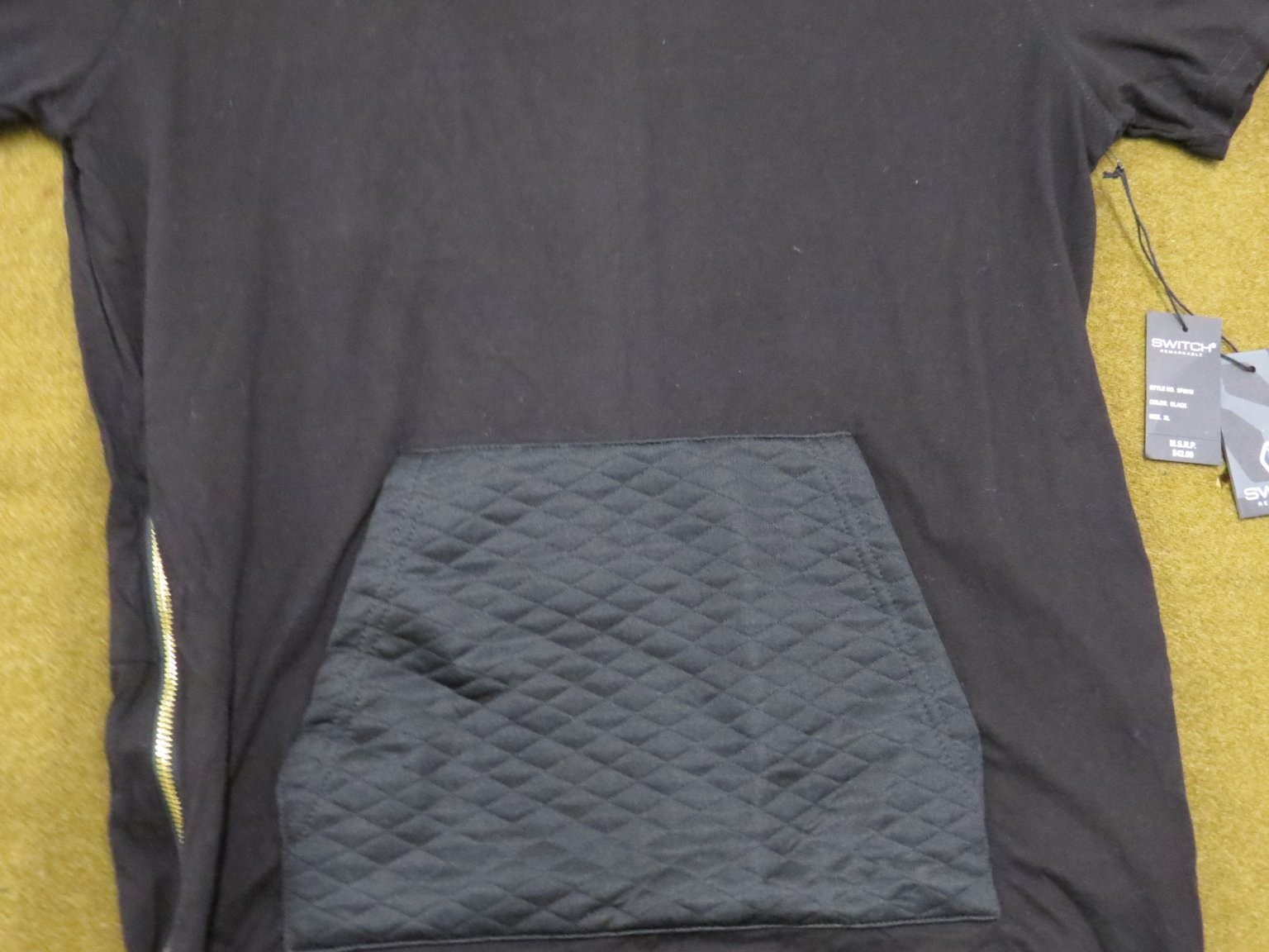 SWITCH REMARKABLE Men’s Black XL T-Shirt Cotton Quilted Pocket Side Zippers