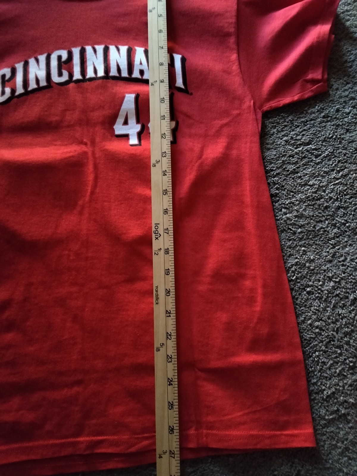 Cincinnati Reds DelaCruz #44 Baseball T Shirt Red MLB Licensed, Medium NWT