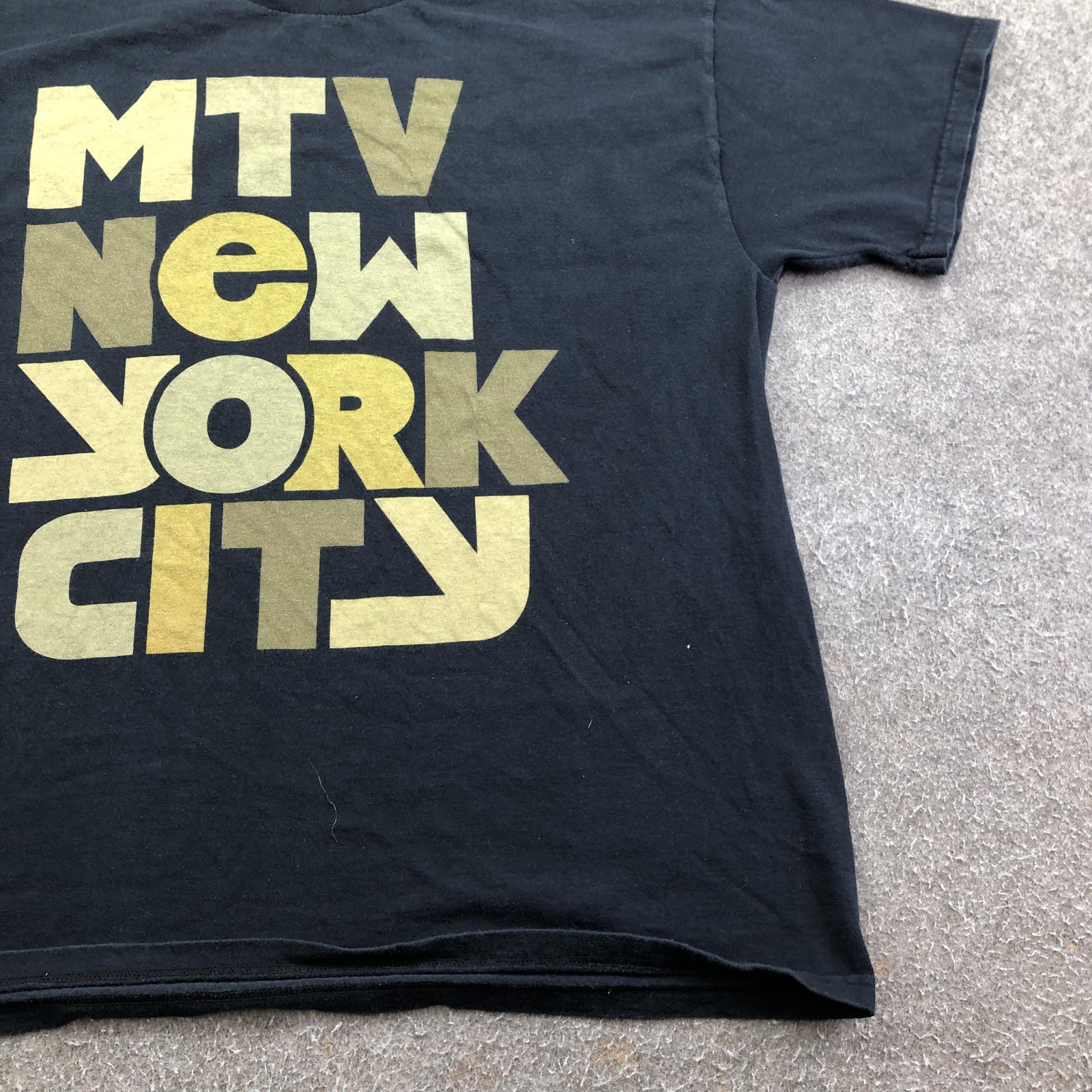 Vintage MTV Shirt Mens XL Black MTV New York City Graphic Tee 2006