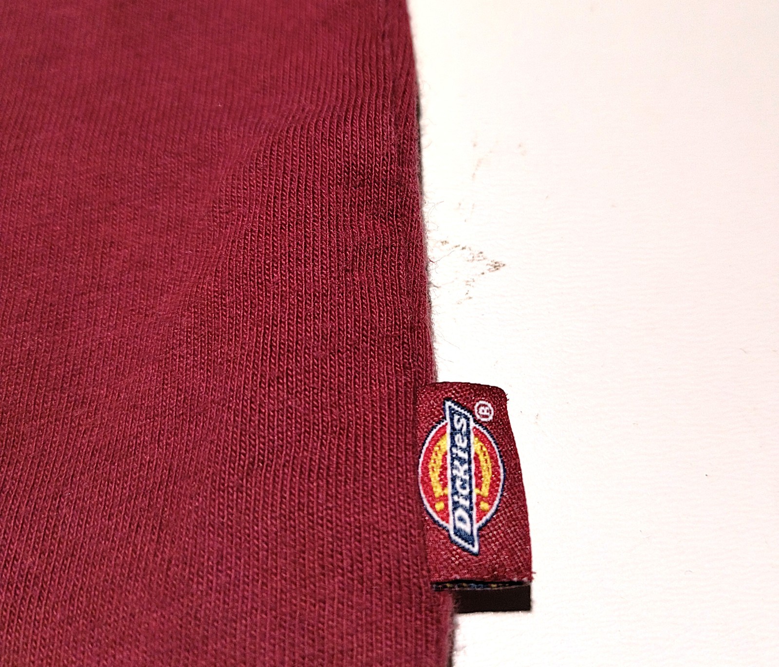 Dickies T-Shirt M Red Burgundy Classic Horseshoe Graphic Logo Cotton Tee Mens
