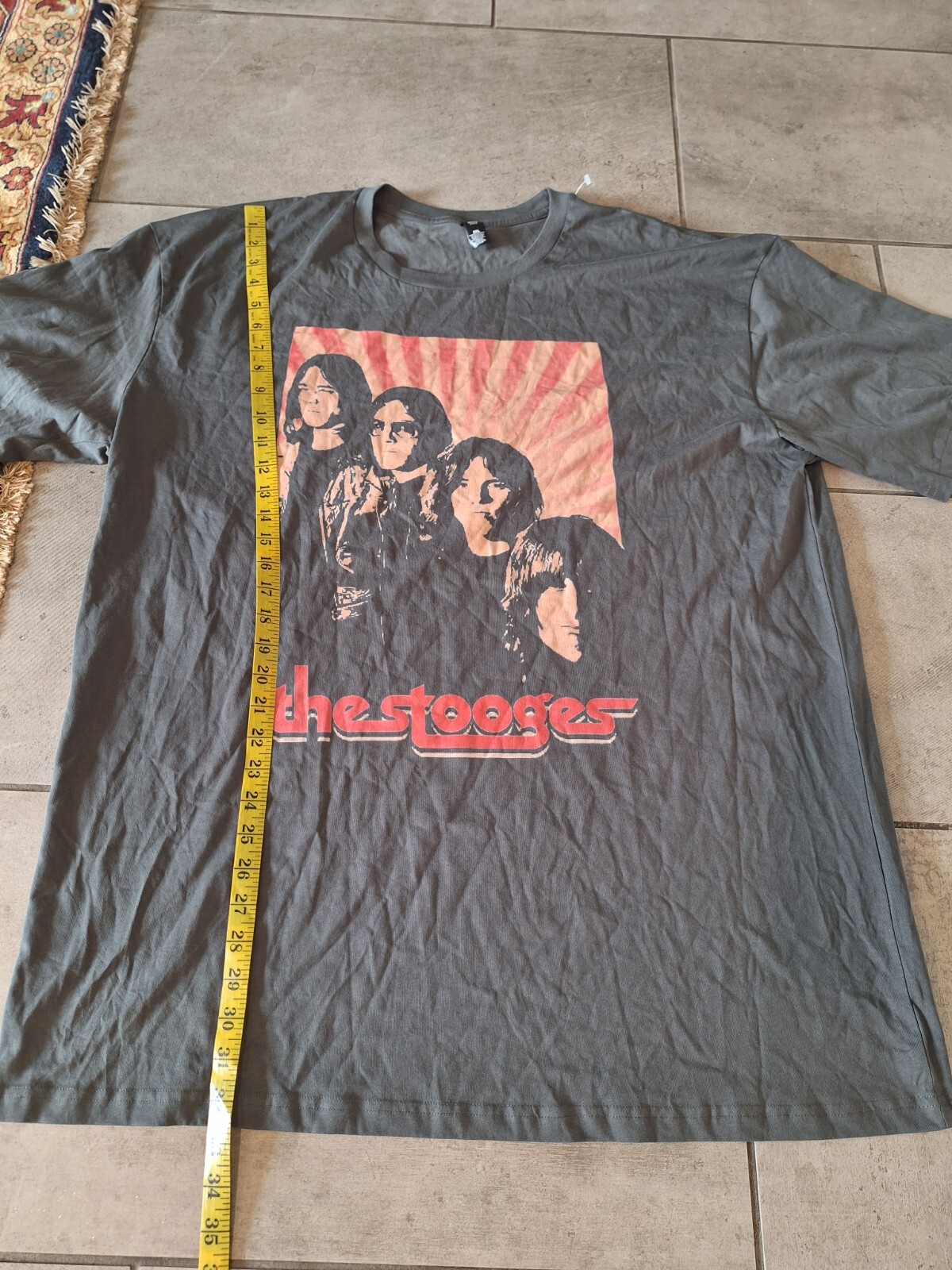 As colour the stoges T-shirts size 3X