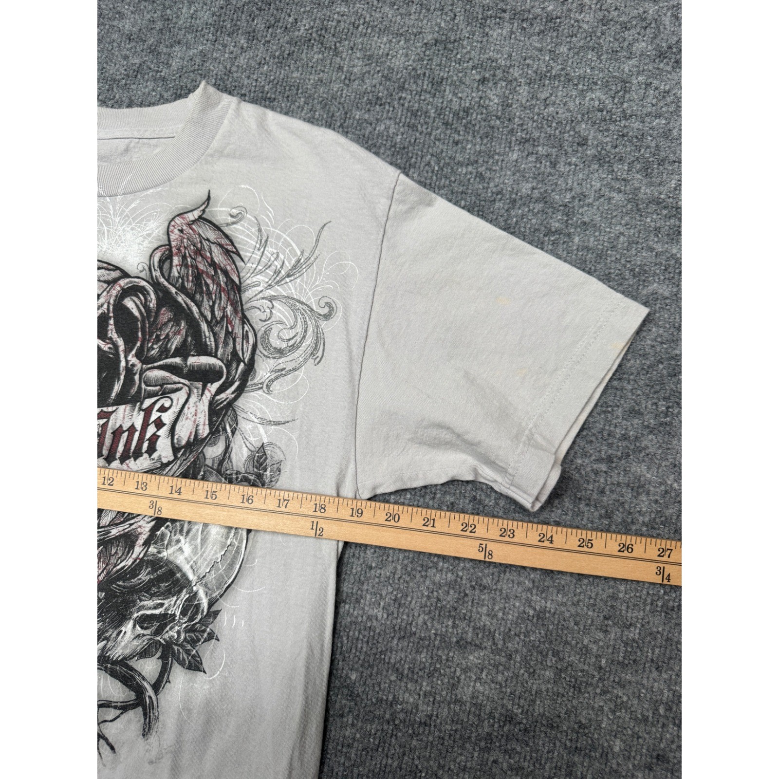 Miami Ink Graphic T-Shirt Mens Medium Tattoo Skull Wings Y2K TV T-Shirt