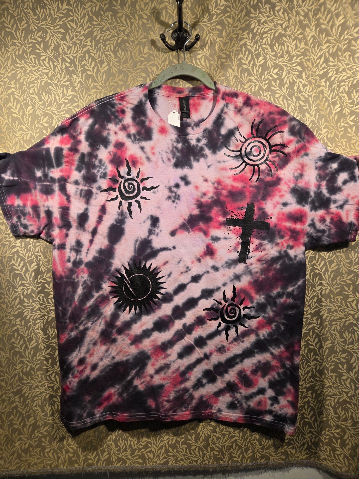 Tie-Dye Tribe Called Christ Christian Cross Graphic T-Shirt Pink L Crew