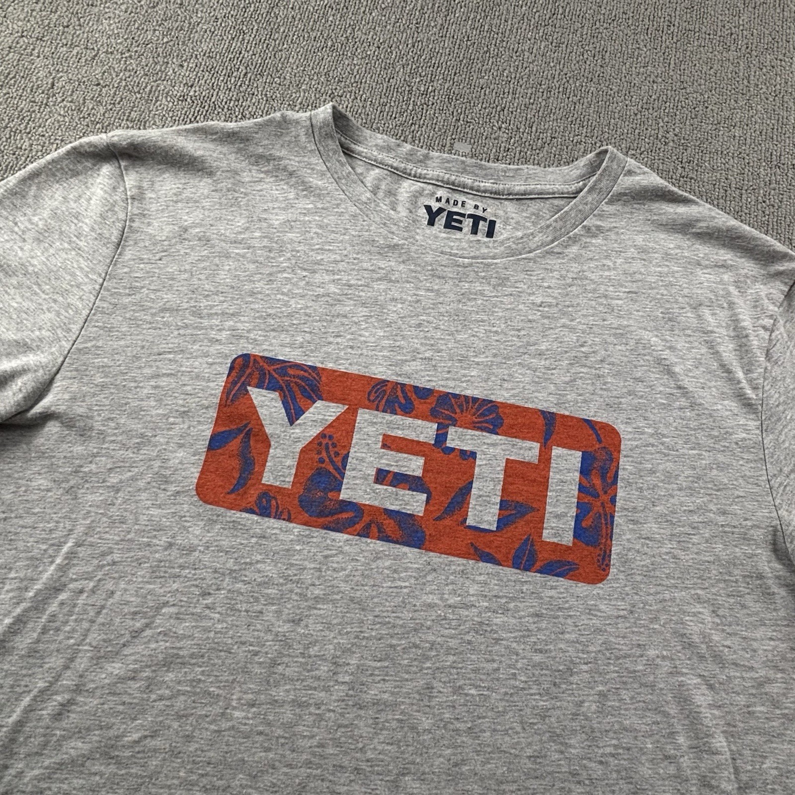 Yeti Shirt Adult Medium Gray Short Sleeve Outdoor Active Casual Men’s