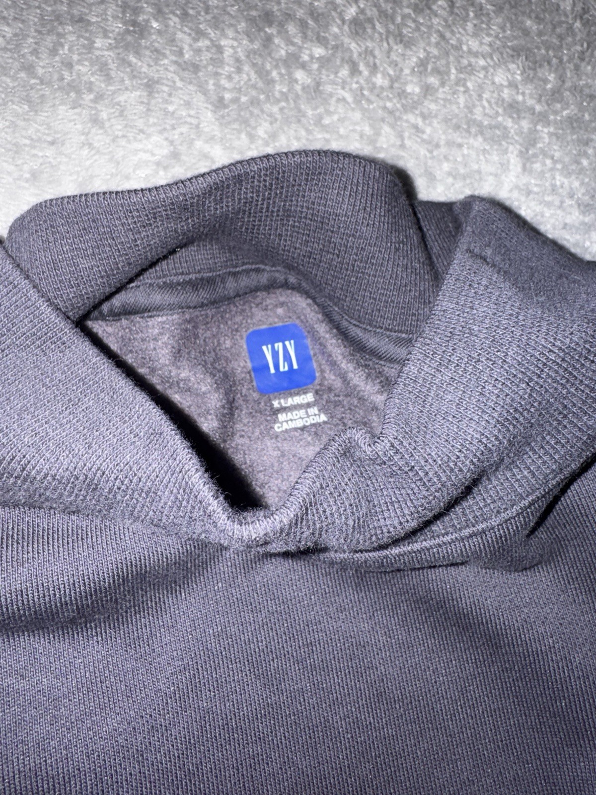 Yeezy x Gap Engineered By Balenciaga 14A Crop Dove Fleece Tee w/ Pads (Black XL)