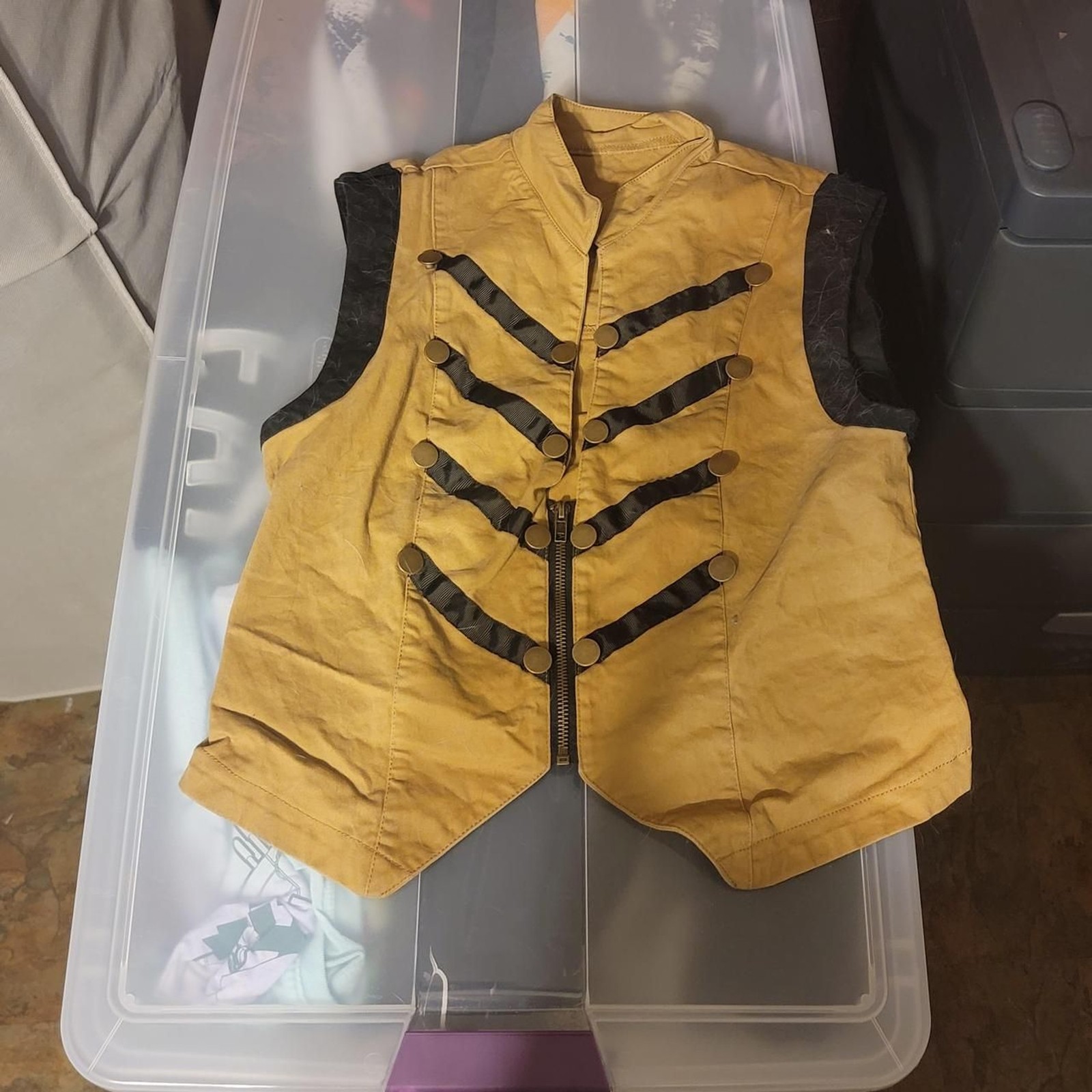New-look Men’s Tan Vest