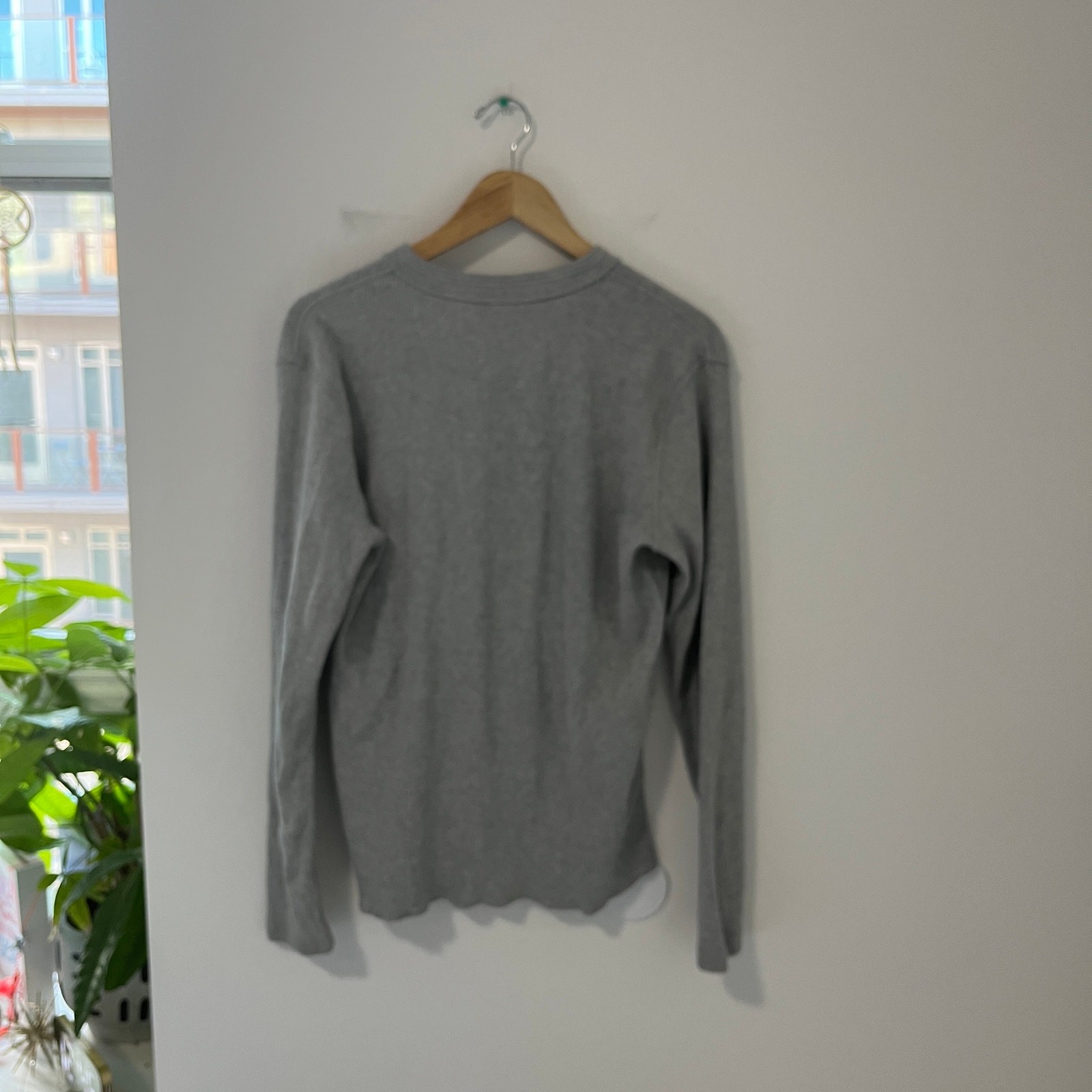 American Eagle Men’s Gray Ribbed Long Sleeve Top Size Medium