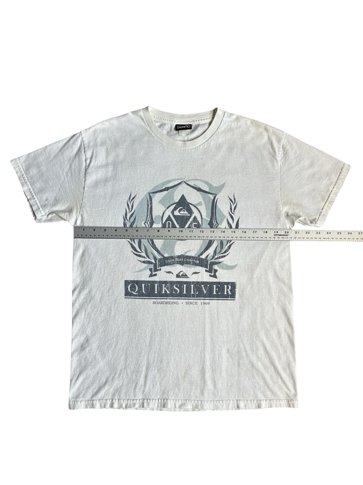 Vintage Y2K Quicksilver Graphic Short Sleeved Surf T-Shirt Size L