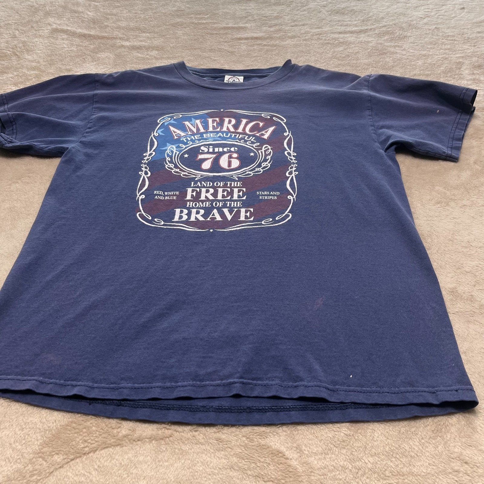 Delta Pro Weight Men’s Medium Short Sleeve -Blue America Free & Brave T-Shirt