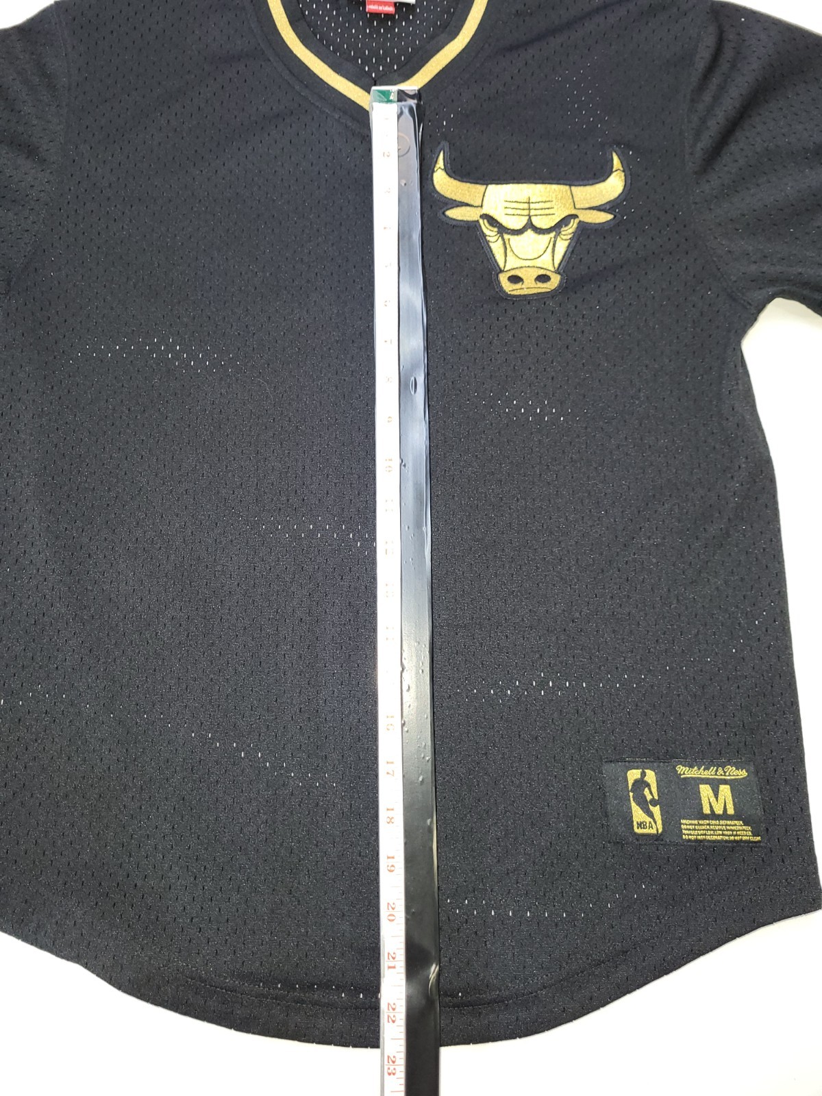 Mitchell & Ness Chicago Bulls Jersey Shirt Mens Medium 40 Black Gold NBA