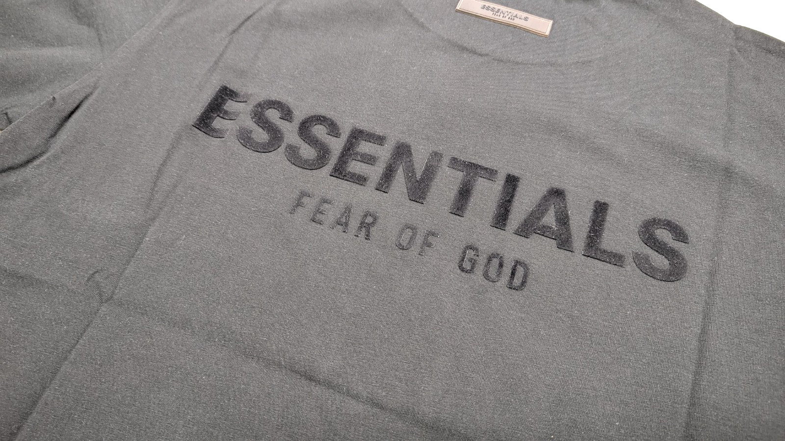 Fear of God Essentials Tee Stretch Limo Men’s L Oversized T-Shirt NWT SS22