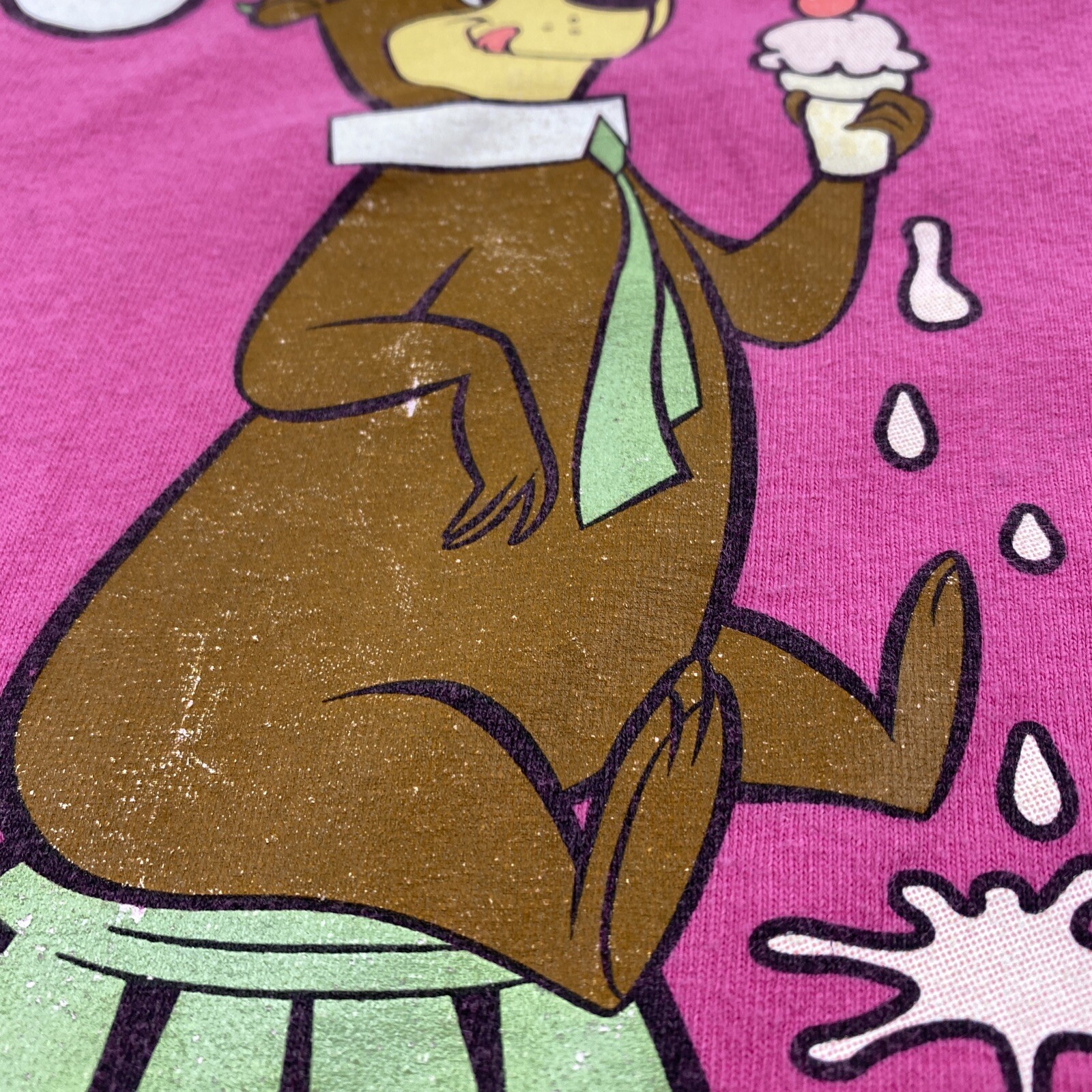 Hanna Barbera Collection Graphic T Shirt Mens X-Small Yogi Bear Chillin 90s Y2K