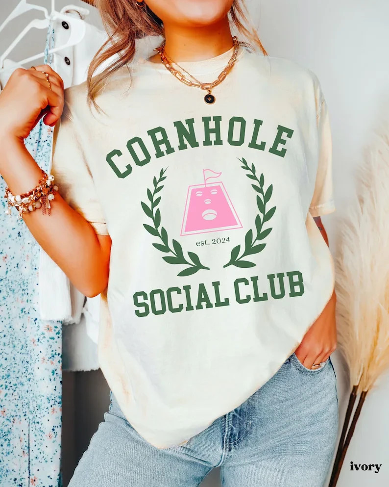 Retro Cornhole Player T-Shirt Vintage Social Club Graphic Top