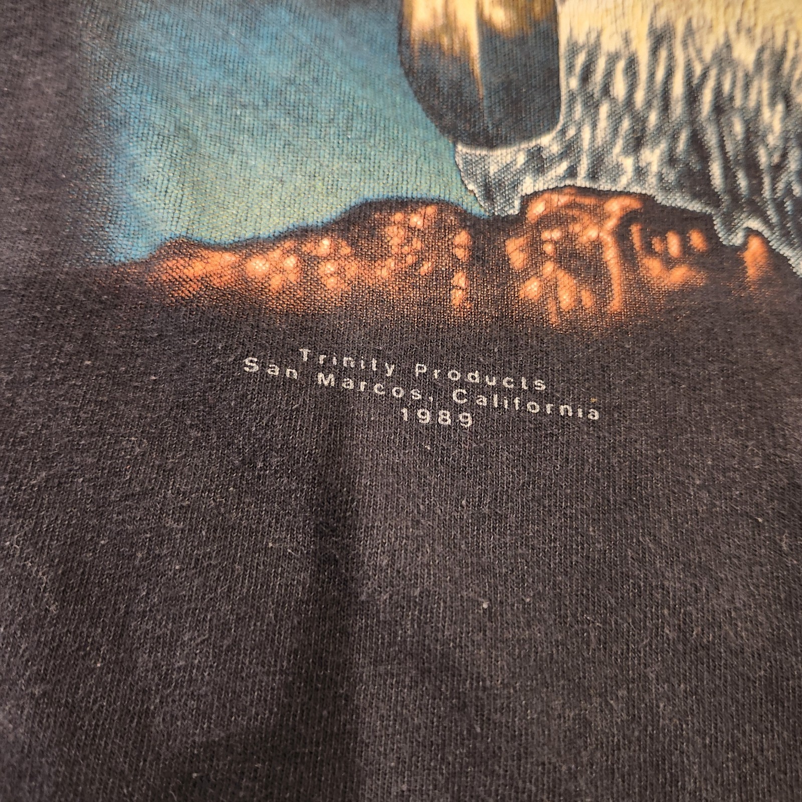 1989 Native American Indian Bison Trinity Products Shirt M Single Stitch USA