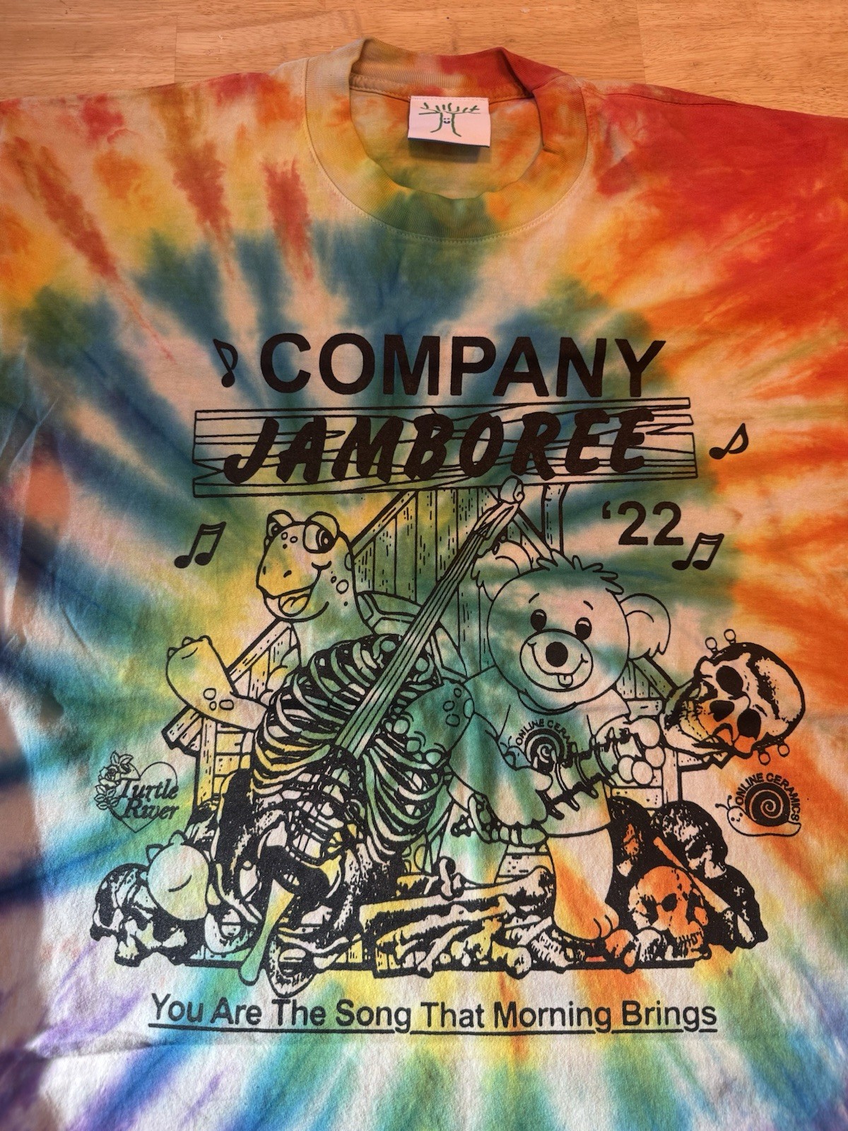 Online Ceramics Summer Tour 2022 Tie Dye RAINBOW T-Shirt Size large BRAND NEW