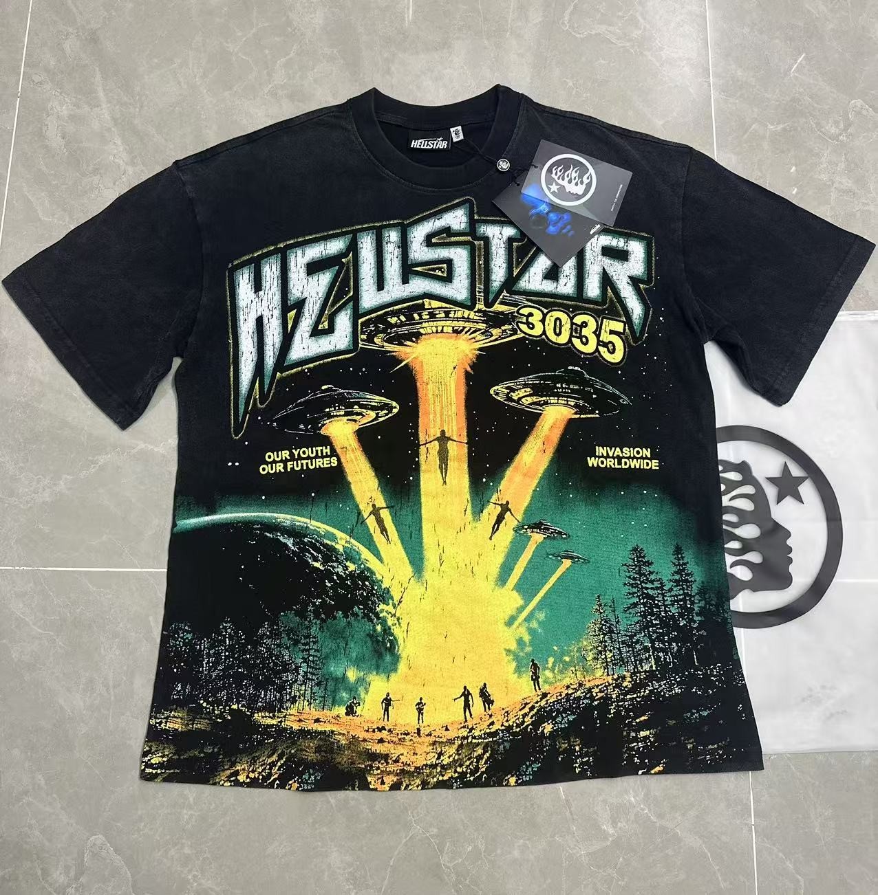 Hell Studios star 3035 Alien Spaceship pattern Tee Mens Short sleeved T-shirt