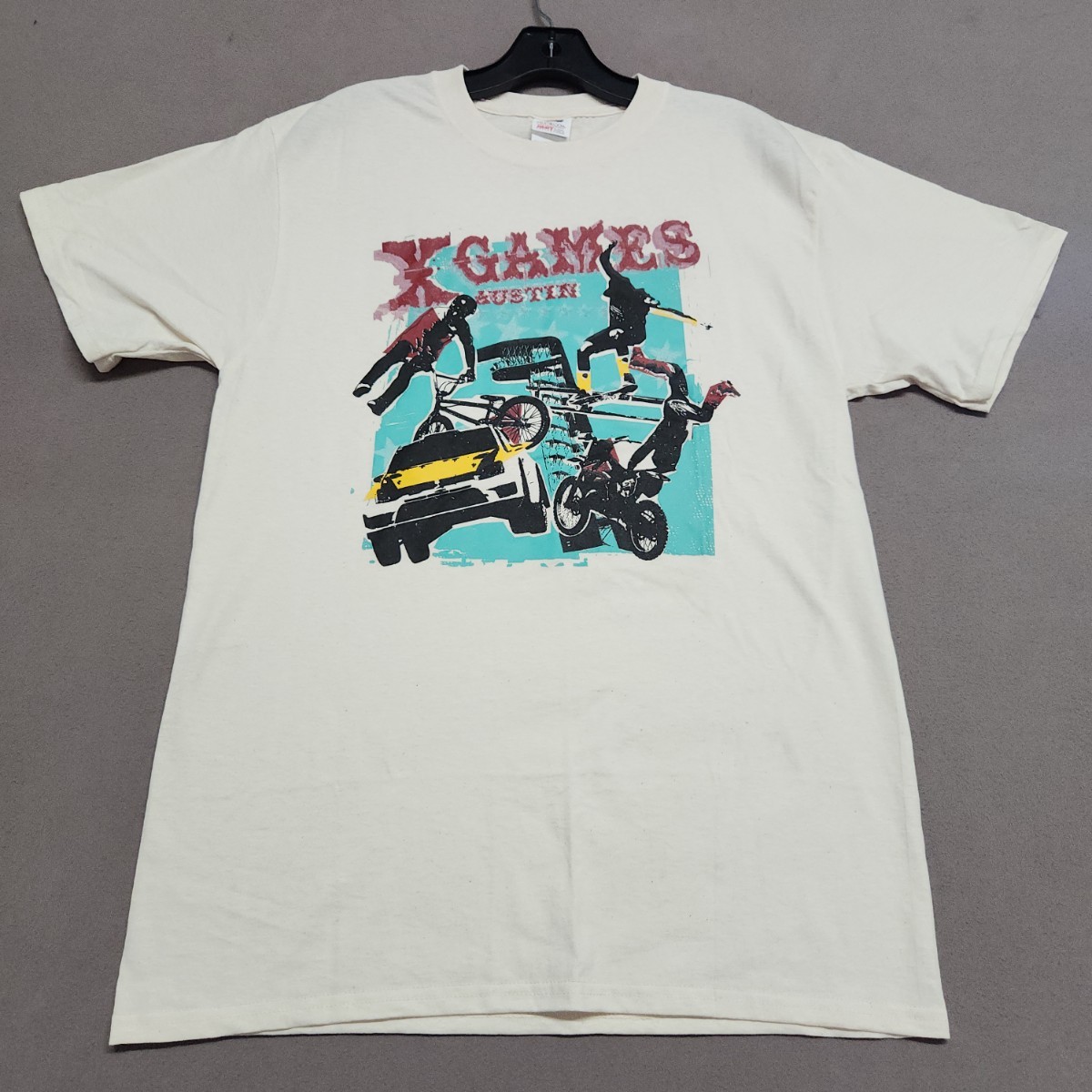 Fruit of the Loom X Games Austin Heavy HD Graphic T-Shirt Cream Medium 172