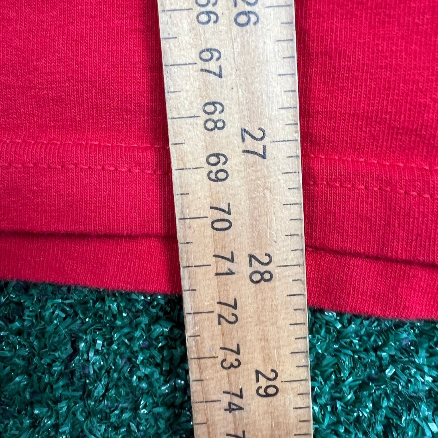 Vintage Lee Sport Cincinnati Reds MLB Embroidered T-Shirt Medium Red Sports Y2K