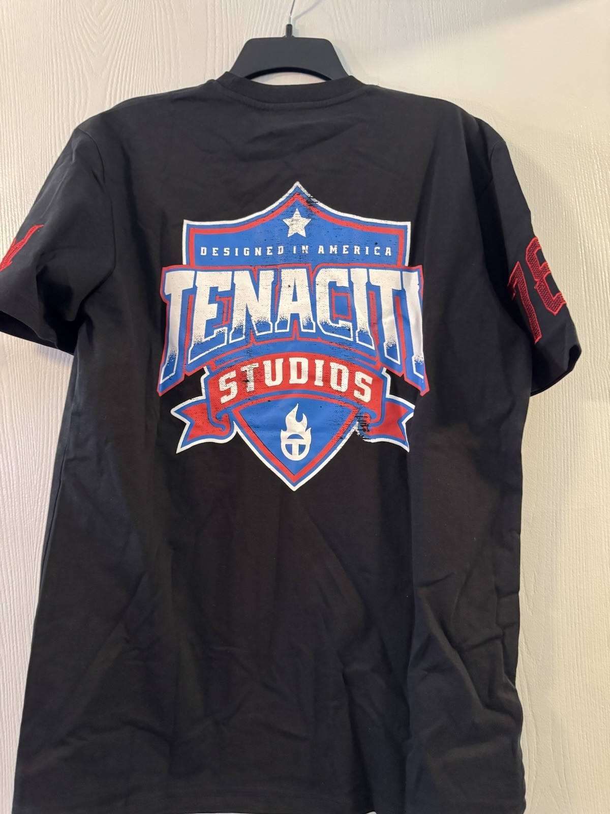 Tenaciti Studios Men’s Tuff Breed T Shirt Size Small