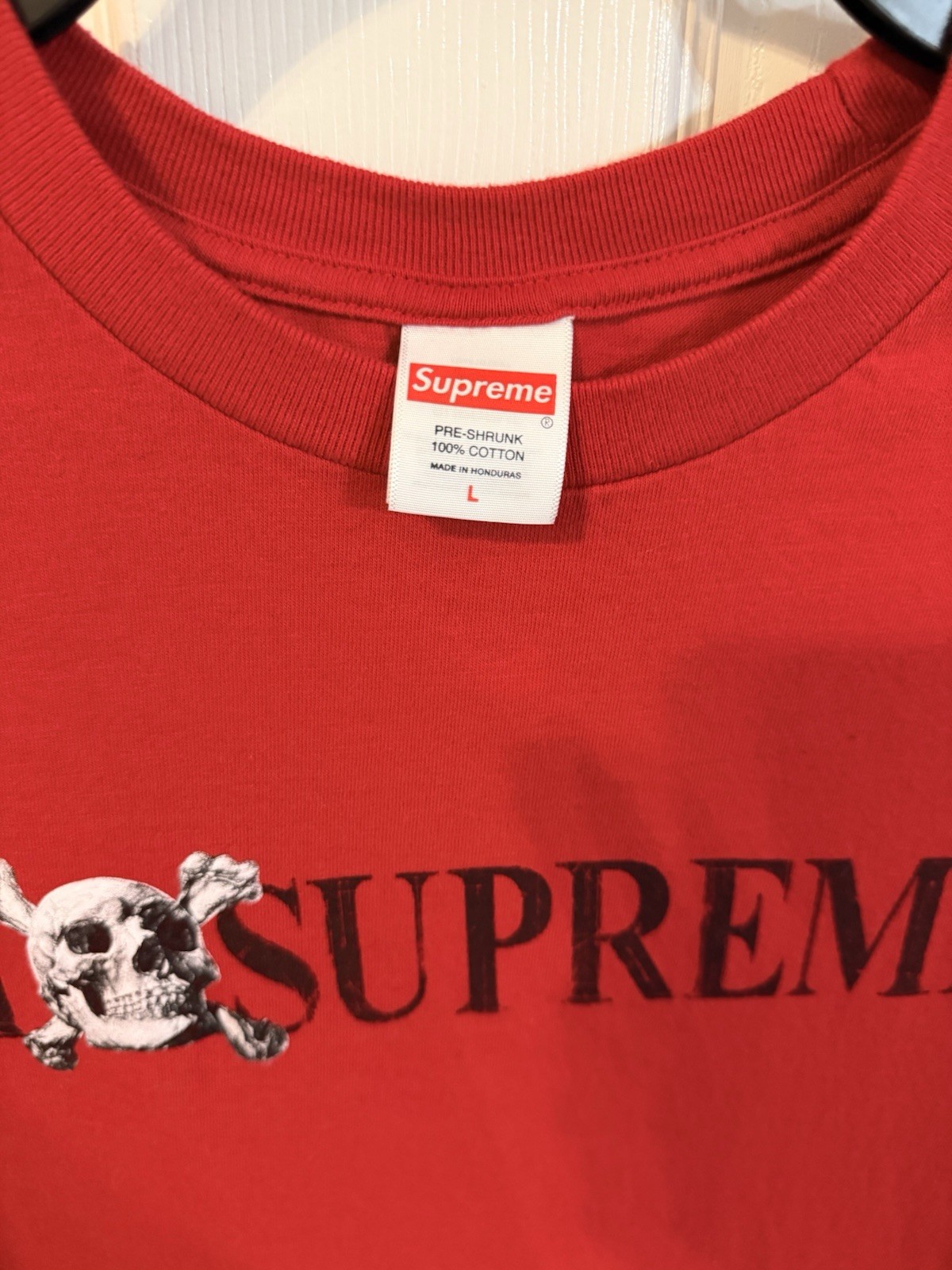 Supreme Men’s Short Sleeve T-Shirt Size Large