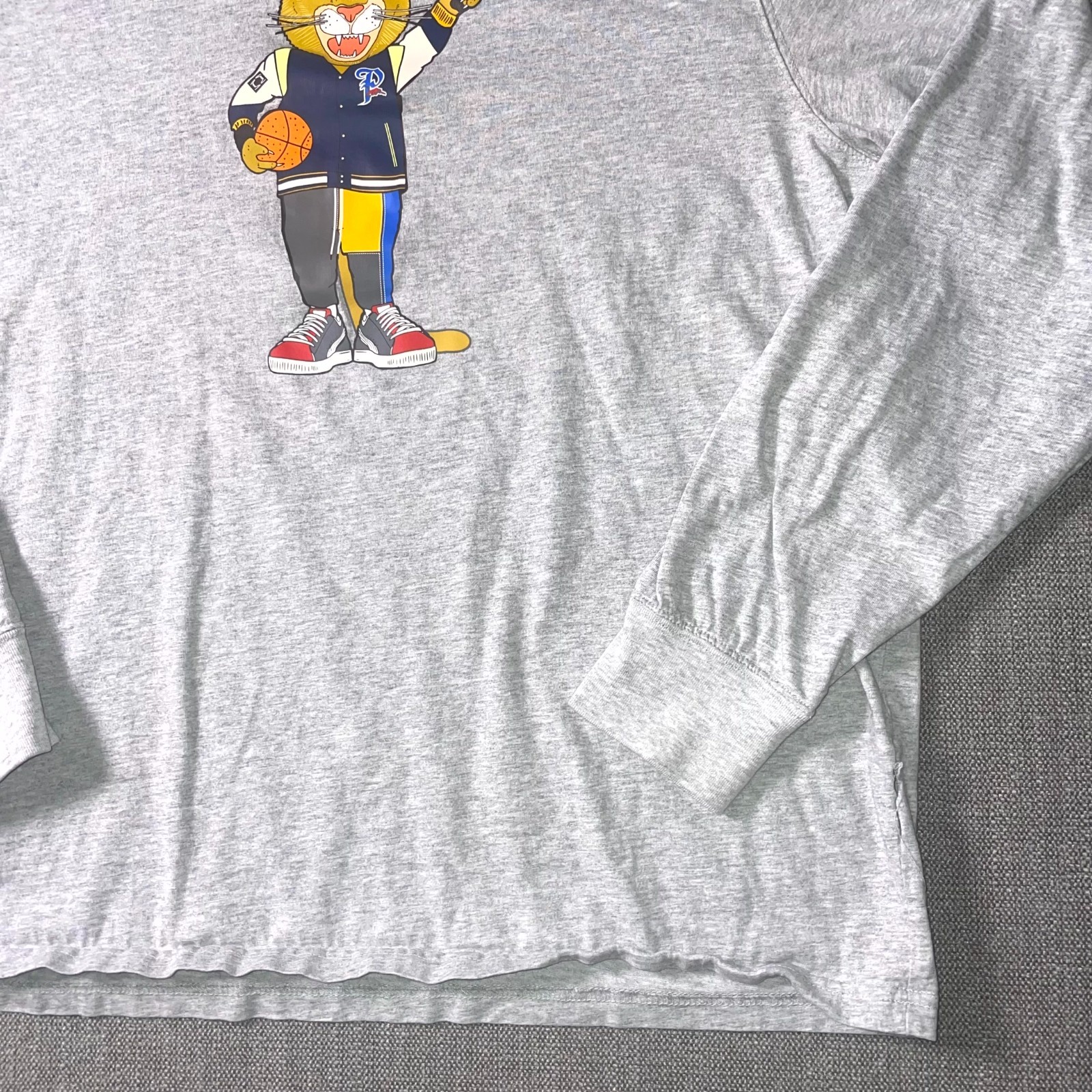 Puma Forever Better Shirt Mens XL Heather Gray Basketball Themed Tiger Mascot