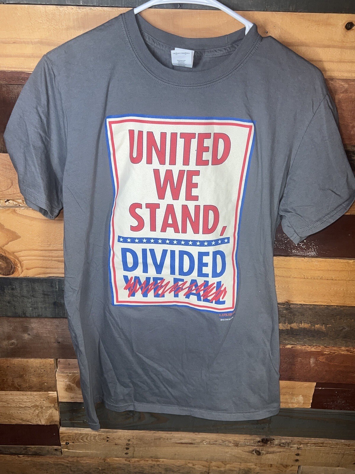 Retro United We Stand Divided Stephen Colbert Shirt Gray colored Size M Gildan