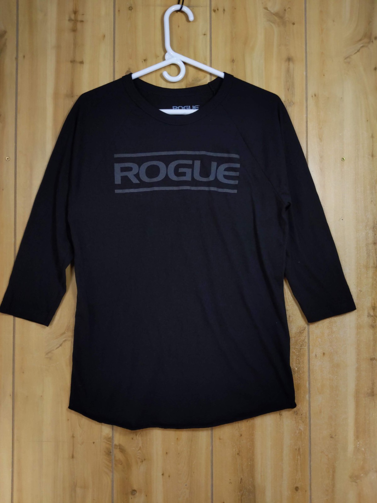 Rogue Fitness Men’s M Black 3/4 Sleeve T-Shirt Cotton Blend Gym Workout Top Lift
