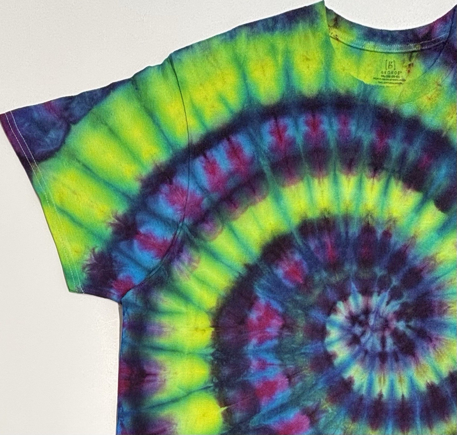Handmade Tie Dye Adult T-Shirt XXL Multicolor Spiral Long Length George Tee NEW