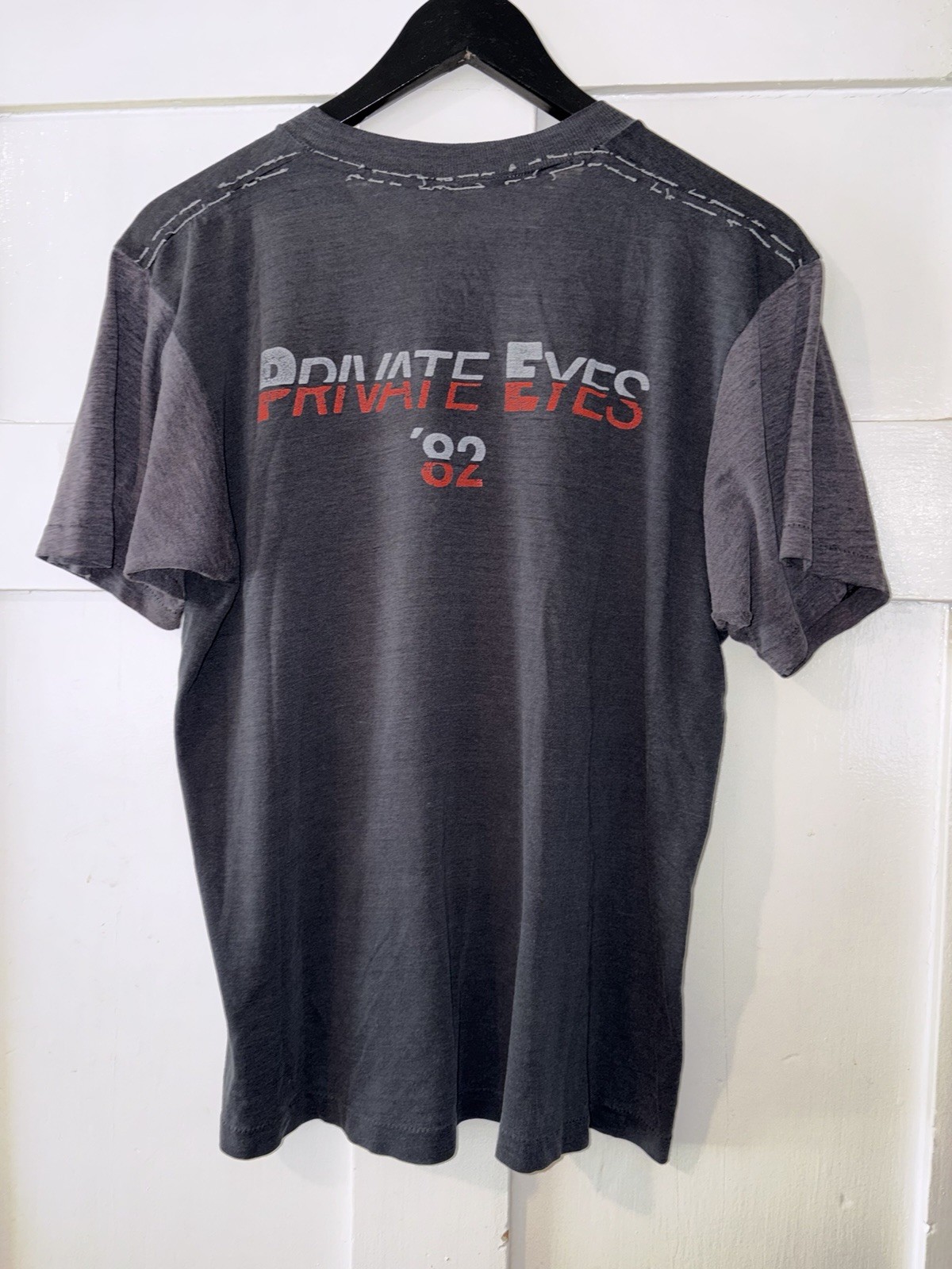Vintage M 1982 Hall & Oates Private Eyes Tour Shirt Pop Rock R&B Music Band