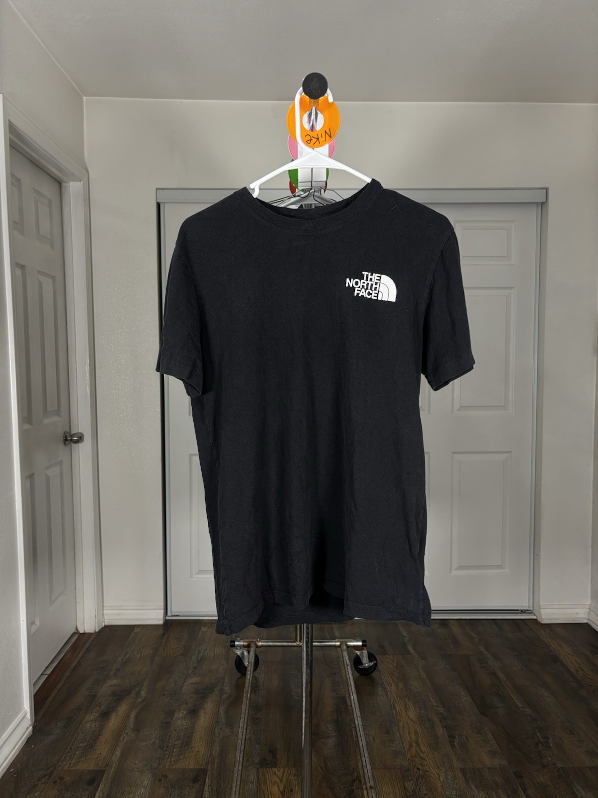 The North Face Graphic Logo Men’s Black Short Sleeve Crew Neck T-Shirt Size S