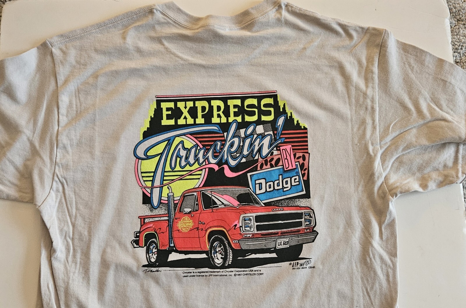 Lil Red Express Truckin Men’s Ice Gray 100% Cotton T-Shirt.