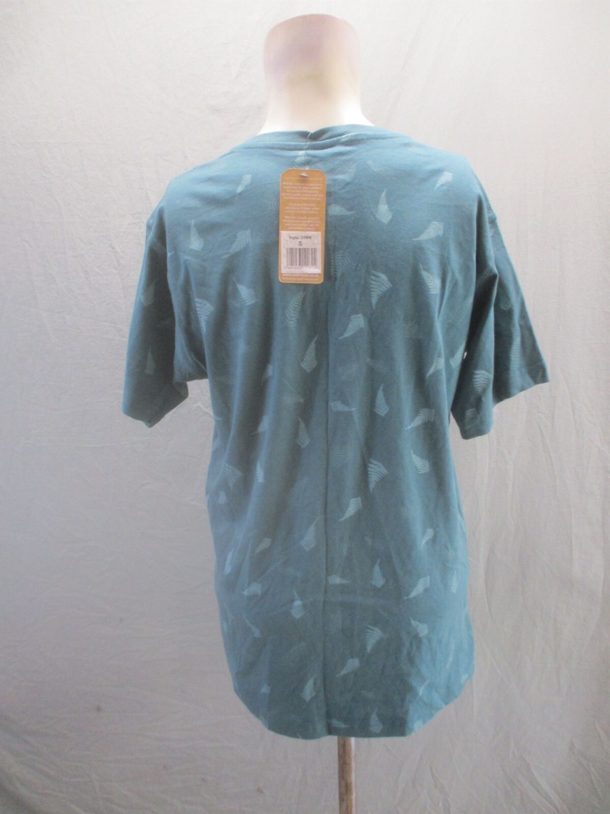 NWT Wild Kiwi Forever Adventures Size M Men 100% Cotton Short Sleeve T-Shirt 774