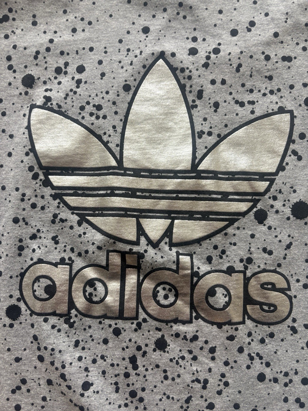 adidas Men’s Gray Trefoil Logo Graphic Crew Neck Short Sleeve T-Shirt M
