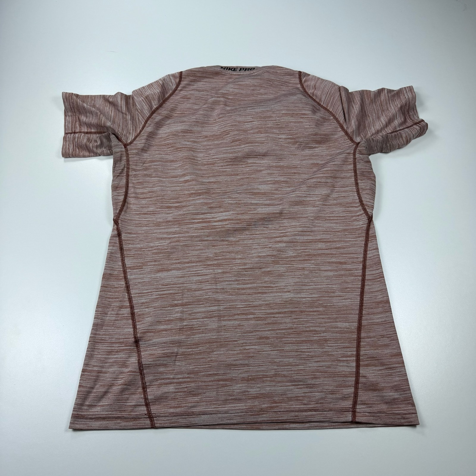 Nike Pro Shirt Mens Medium Red Crew Neck Lightweight Stretch Training Swoosh