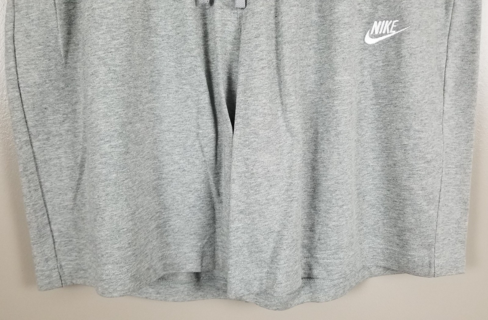 NIKE SWOOSH OUTFIT SHIRT + SHORTS SET GYM WORKOUT BLACK GREY NEW (SIZE XL)