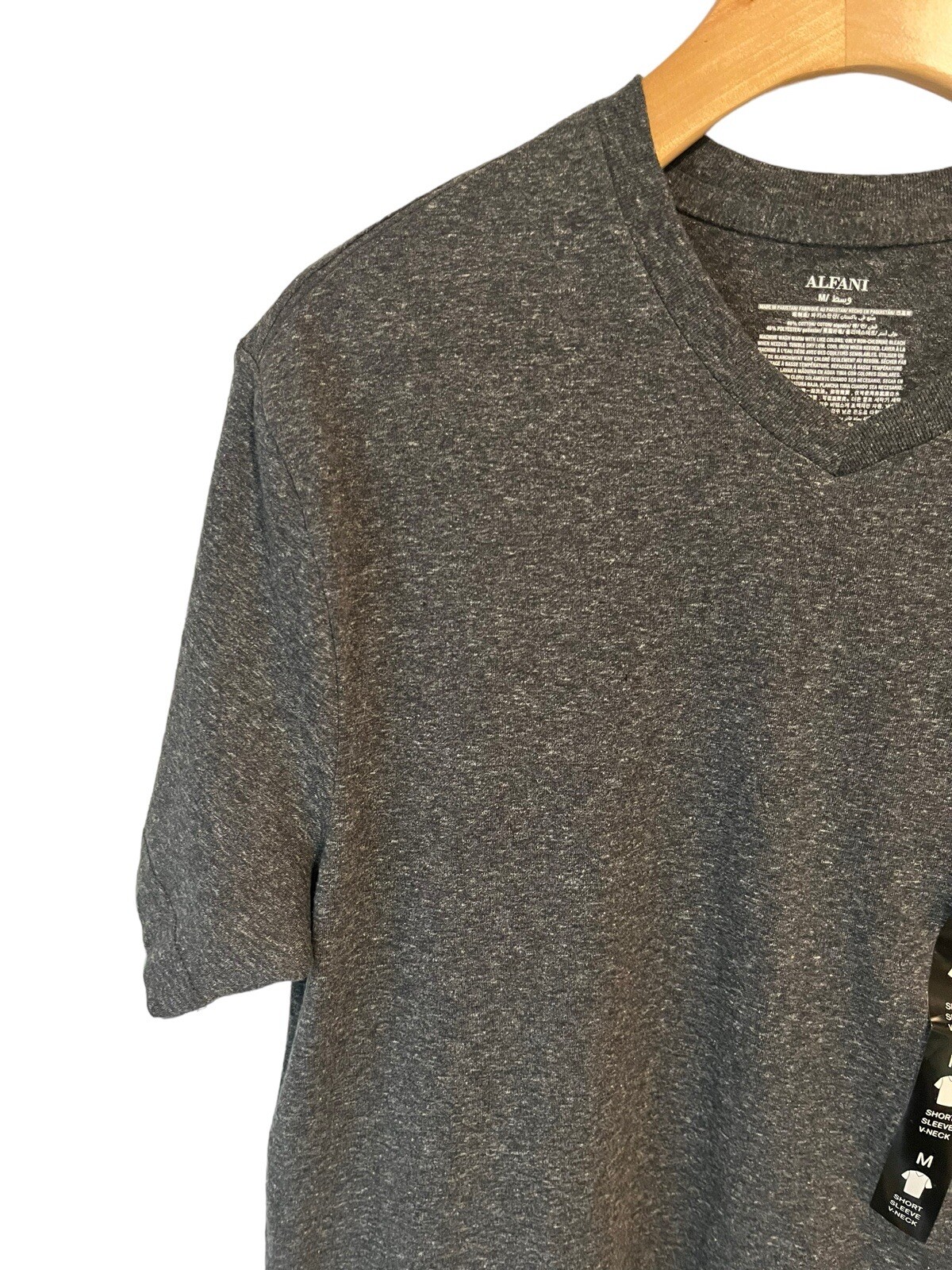 Alfani T Shirt Mens Medium Heather Gray V Neck Tee Short Sleeve Poly Cotton NWT
