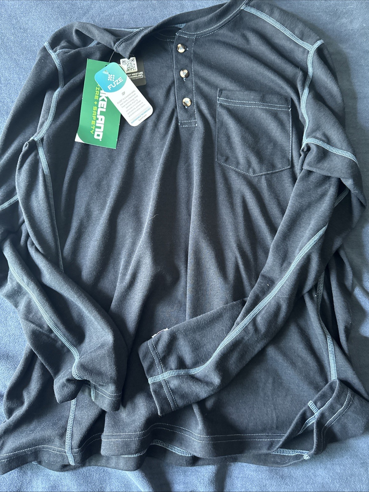 Men’s Lakeland FR Henley NWT Size XL Long Sleeve