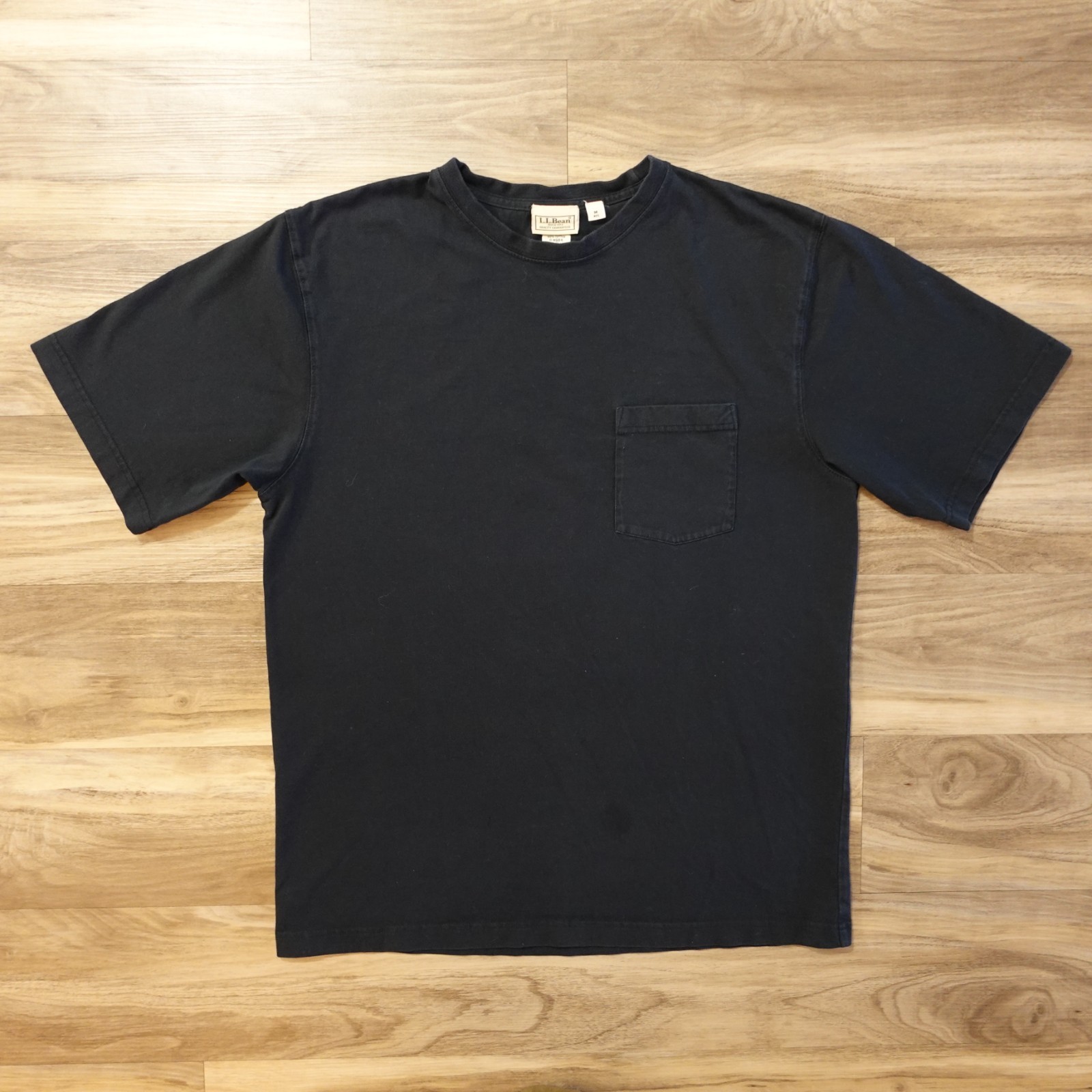 LL Bean Heavyweight 100% Cotton Chest Pocket Basic Tshirt Black Mens Medium Reg
